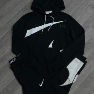 Ensemble Nike original